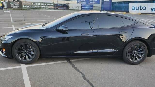 Черный Тесла Модель С, объемом двигателя 0 л и пробегом 142 тыс. км за 20900 $, фото 5 на Automoto.ua