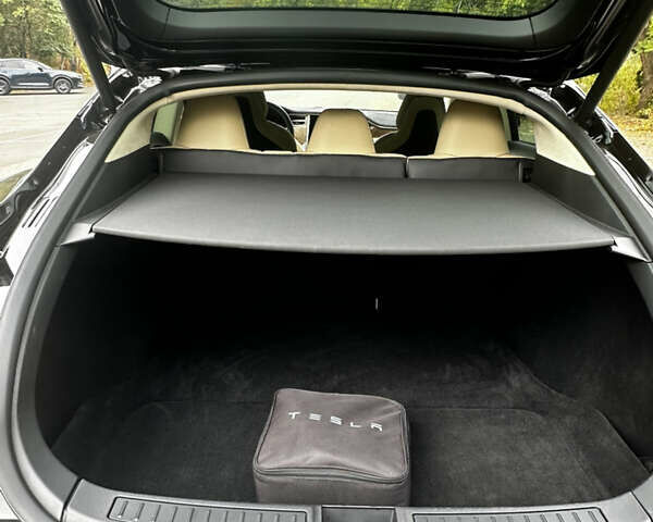 Черный Тесла Модель С, объемом двигателя 0 л и пробегом 117 тыс. км за 25000 $, фото 8 на Automoto.ua