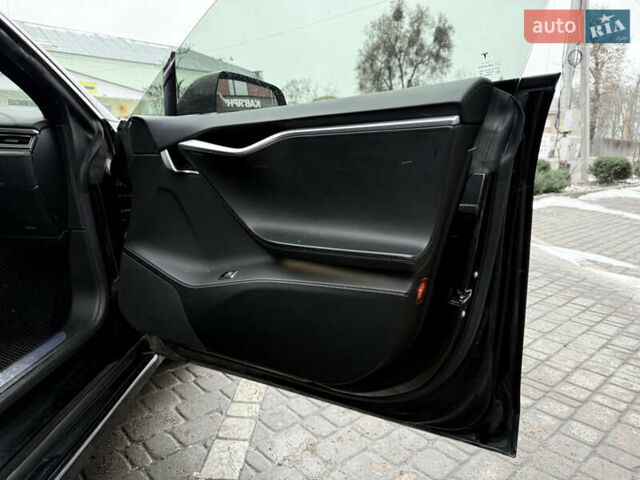 Черный Тесла Модель С, объемом двигателя 0 л и пробегом 292 тыс. км за 16000 $, фото 28 на Automoto.ua