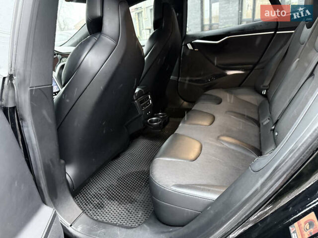 Черный Тесла Модель С, объемом двигателя 0 л и пробегом 292 тыс. км за 16000 $, фото 56 на Automoto.ua