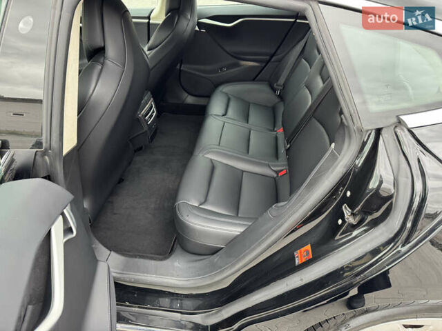 Черный Тесла Модель С, объемом двигателя 0 л и пробегом 122 тыс. км за 19300 $, фото 20 на Automoto.ua
