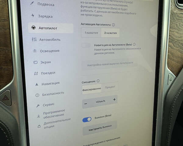 Черный Тесла Модель С, объемом двигателя 0 л и пробегом 122 тыс. км за 19300 $, фото 66 на Automoto.ua