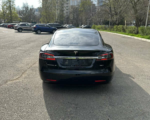 Черный Тесла Модель С, объемом двигателя 0 л и пробегом 63 тыс. км за 15999 $, фото 5 на Automoto.ua