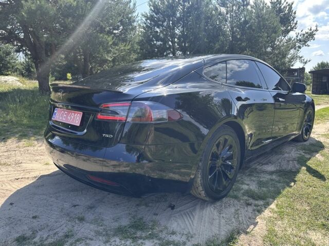 Черный Тесла Модель С, объемом двигателя 0 л и пробегом 117 тыс. км за 17500 $, фото 2 на Automoto.ua