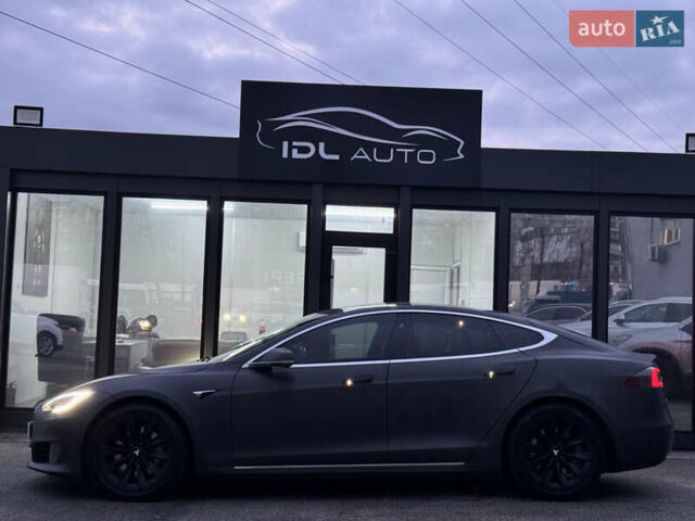Черный Тесла Модель С, объемом двигателя 0 л и пробегом 290 тыс. км за 14999 $, фото 20 на Automoto.ua