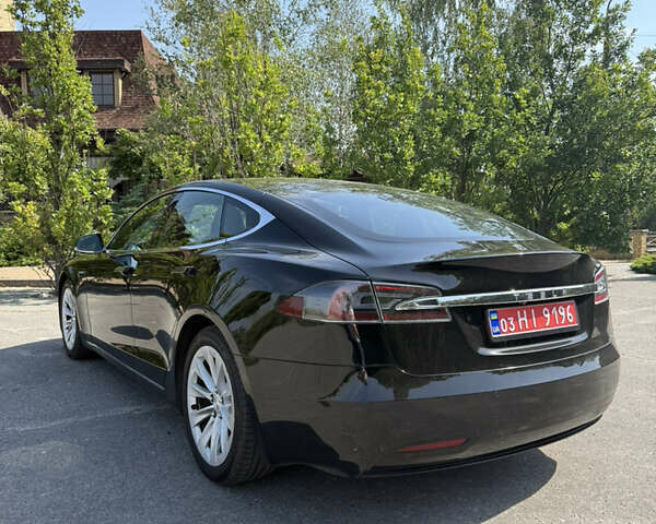 Черный Тесла Модель С, объемом двигателя 0 л и пробегом 219 тыс. км за 16950 $, фото 4 на Automoto.ua