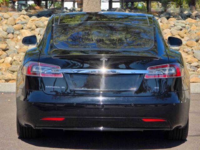 Черный Тесла Модель С, объемом двигателя 0 л и пробегом 68 тыс. км за 16700 $, фото 4 на Automoto.ua