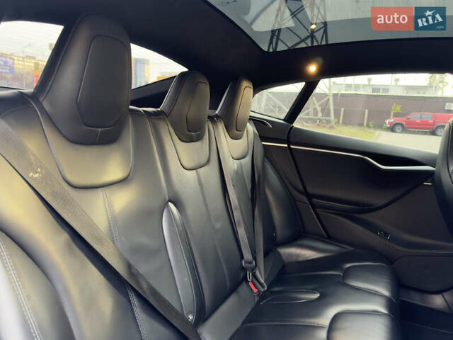 Черный Тесла Модель С, объемом двигателя 0 л и пробегом 290 тыс. км за 14999 $, фото 35 на Automoto.ua