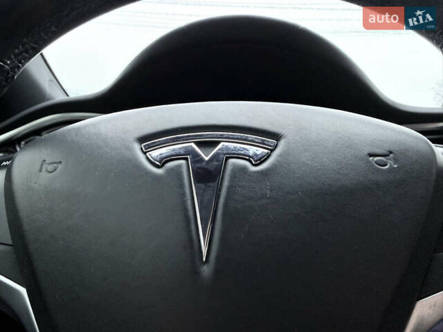 Черный Тесла Модель С, объемом двигателя 0 л и пробегом 292 тыс. км за 16000 $, фото 84 на Automoto.ua