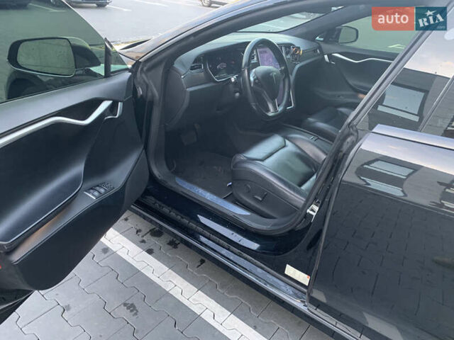 Чорний Тесла Модель С, об'ємом двигуна 0 л та пробігом 116 тис. км за 17800 $, фото 37 на Automoto.ua