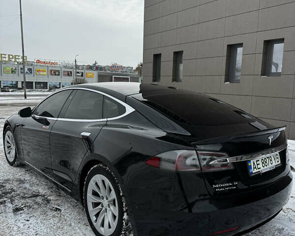 Чорний Тесла Модель С, об'ємом двигуна 0 л та пробігом 193 тис. км за 15900 $, фото 6 на Automoto.ua