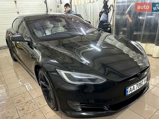 Черный Тесла Модель С, объемом двигателя 0 л и пробегом 130 тыс. км за 20500 $, фото 7 на Automoto.ua