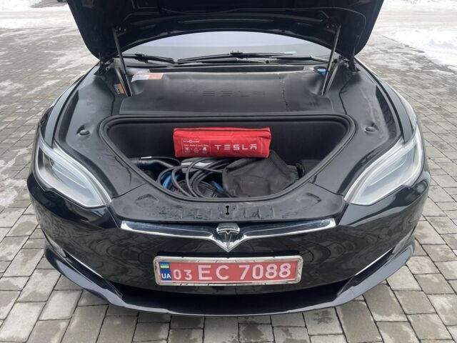 Чорний Тесла Модель С, об'ємом двигуна 0 л та пробігом 117 тис. км за 31000 $, фото 21 на Automoto.ua