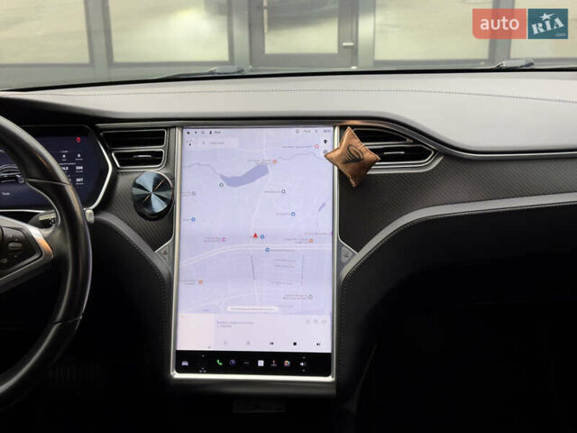 Черный Тесла Модель С, объемом двигателя 0 л и пробегом 290 тыс. км за 14999 $, фото 41 на Automoto.ua