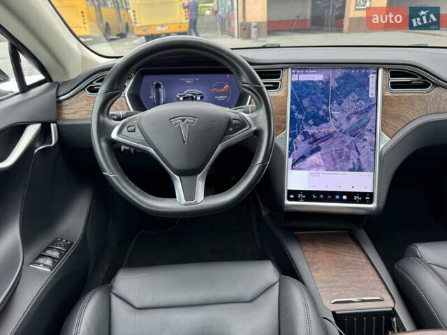 Черный Тесла Модель С, объемом двигателя 0 л и пробегом 122 тыс. км за 19300 $, фото 22 на Automoto.ua