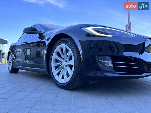 Черный Тесла Модель С, объемом двигателя 0 л и пробегом 150 тыс. км за 23333 $, фото 40 на Automoto.ua