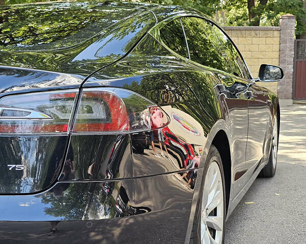 Чорний Тесла Модель С, об'ємом двигуна 0 л та пробігом 120 тис. км за 18900 $, фото 43 на Automoto.ua