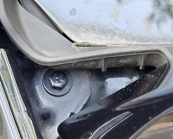 Чорний Тесла Модель С, об'ємом двигуна 0 л та пробігом 120 тис. км за 18900 $, фото 146 на Automoto.ua