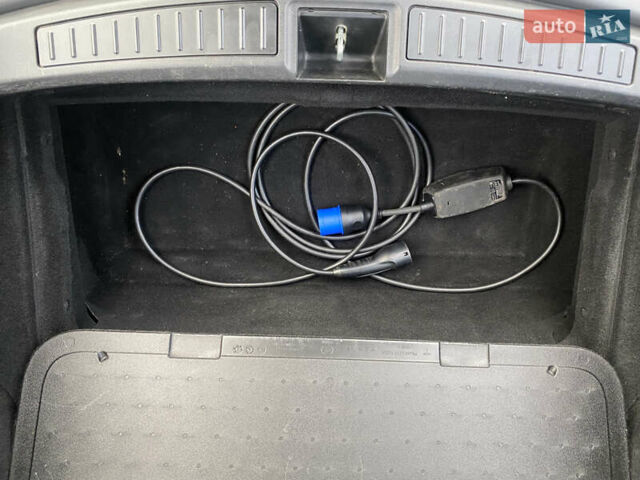 Черный Тесла Модель С, объемом двигателя 0 л и пробегом 290 тыс. км за 14999 $, фото 51 на Automoto.ua