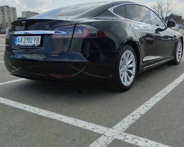 Черный Тесла Модель С, объемом двигателя 0 л и пробегом 56 тыс. км за 17500 $, фото 25 на Automoto.ua