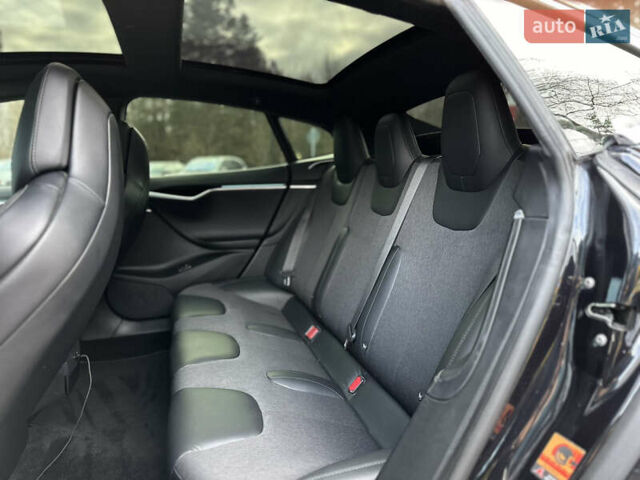 Черный Тесла Модель С, объемом двигателя 0 л и пробегом 170 тыс. км за 20900 $, фото 56 на Automoto.ua