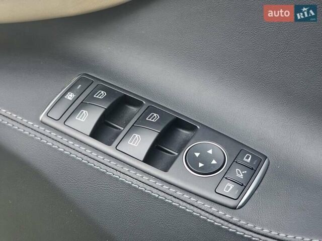 Черный Тесла Модель С, объемом двигателя 0 л и пробегом 70 тыс. км за 17999 $, фото 26 на Automoto.ua