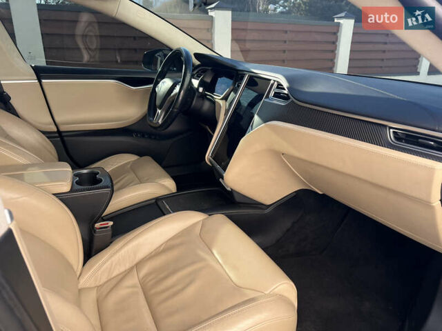 Черный Тесла Модель С, объемом двигателя 0 л и пробегом 180 тыс. км за 22000 $, фото 12 на Automoto.ua