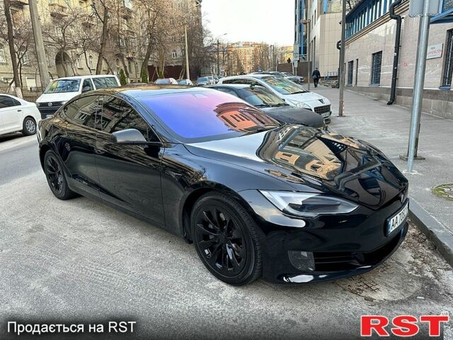 Чорний Тесла Модель С, об'ємом двигуна 0 л та пробігом 130 тис. км за 20500 $, фото 1 на Automoto.ua