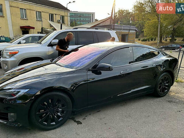 Чорний Тесла Модель С, об'ємом двигуна 0 л та пробігом 134 тис. км за 16900 $, фото 8 на Automoto.ua