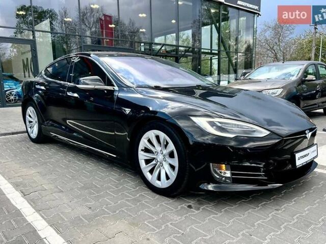 Черный Тесла Модель С, объемом двигателя 0 л и пробегом 98 тыс. км за 17700 $, фото 10 на Automoto.ua