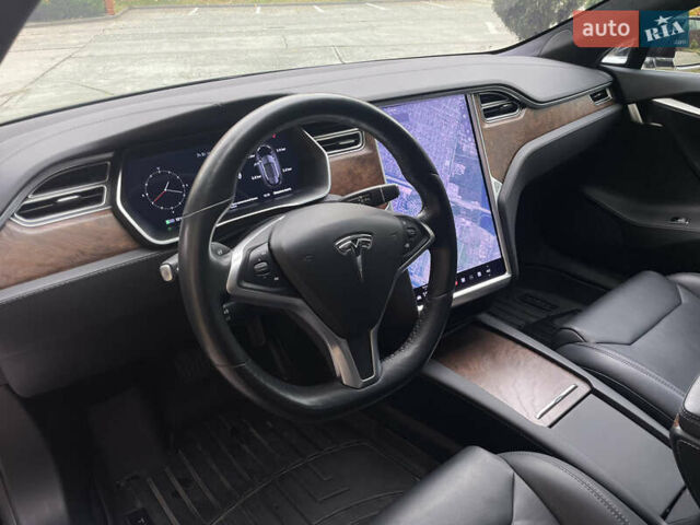 Тесла Модель С 2017 у Києві на Automoto.ua Чорний Тесла Модель С, об'ємом двигуна 0 л та пробігом 99 тис. км за 24900 $, фото 14 на Automoto.ua