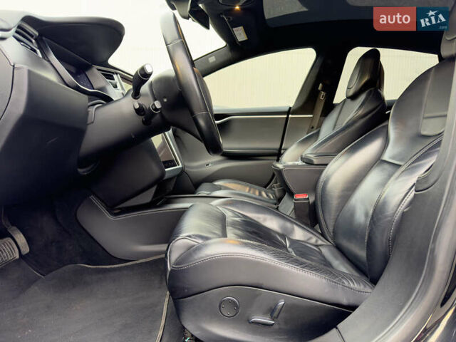 Черный Тесла Модель С, объемом двигателя 0 л и пробегом 290 тыс. км за 14999 $, фото 24 на Automoto.ua