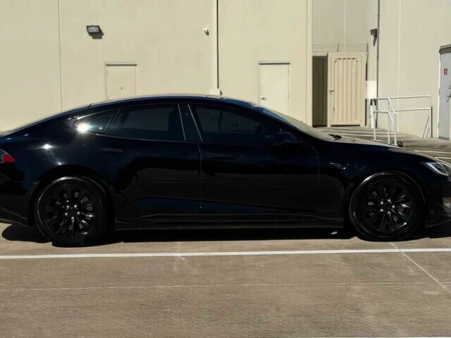 Чорний Тесла Модель С, об'ємом двигуна 0 л та пробігом 57 тис. км за 5600 $, фото 7 на Automoto.ua