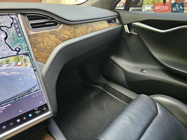 Чорний Тесла Модель С, об'ємом двигуна 0 л та пробігом 120 тис. км за 18900 $, фото 63 на Automoto.ua