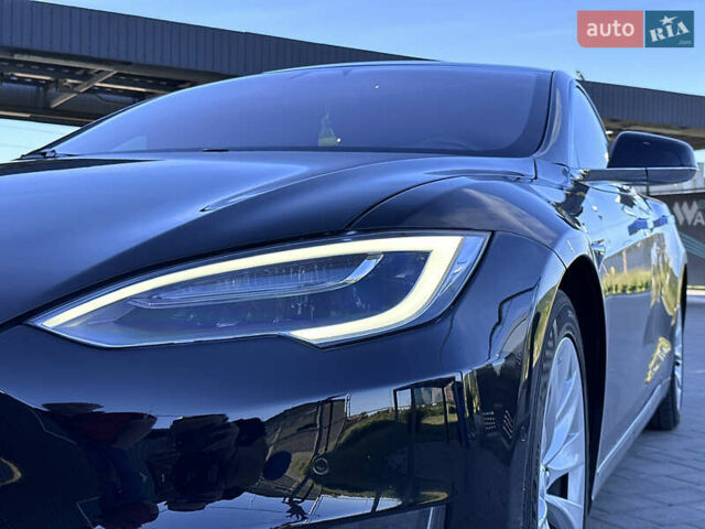 Черный Тесла Модель С, объемом двигателя 0 л и пробегом 150 тыс. км за 23333 $, фото 33 на Automoto.ua
