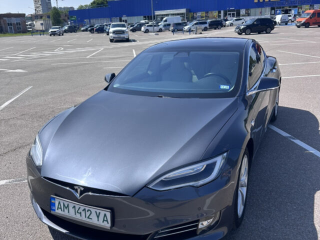 Черный Тесла Модель С, объемом двигателя 0 л и пробегом 151 тыс. км за 17500 $, фото 1 на Automoto.ua