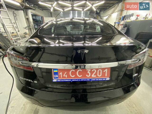Черный Тесла Модель С, объемом двигателя 0 л и пробегом 89 тыс. км за 20000 $, фото 6 на Automoto.ua