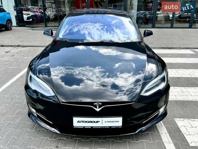 Черный Тесла Модель С, объемом двигателя 0 л и пробегом 98 тыс. км за 17700 $, фото 2 на Automoto.ua
