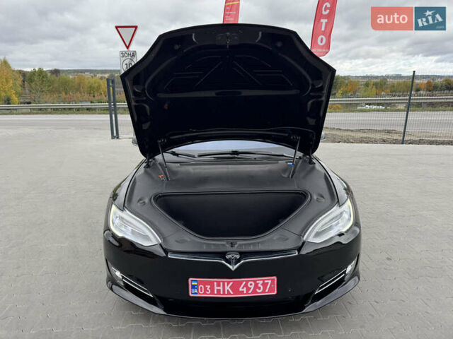 Черный Тесла Модель С, объемом двигателя 0 л и пробегом 122 тыс. км за 19300 $, фото 3 на Automoto.ua