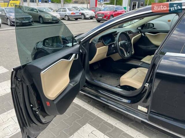 Черный Тесла Модель С, объемом двигателя 0 л и пробегом 98 тыс. км за 17700 $, фото 13 на Automoto.ua
