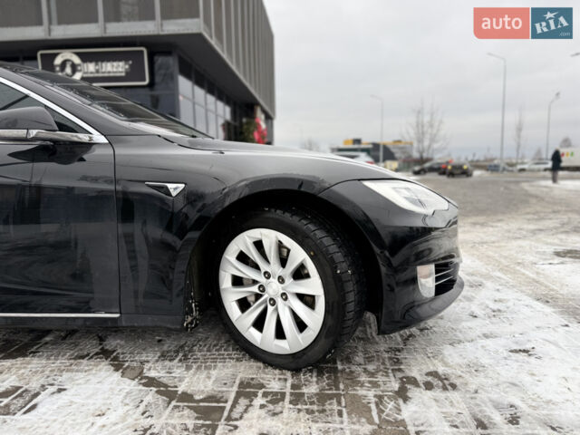 Черный Тесла Модель С, объемом двигателя 0 л и пробегом 292 тыс. км за 16000 $, фото 3 на Automoto.ua