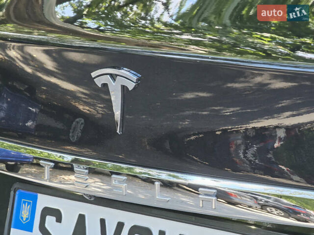 Чорний Тесла Модель С, об'ємом двигуна 0 л та пробігом 120 тис. км за 18900 $, фото 140 на Automoto.ua