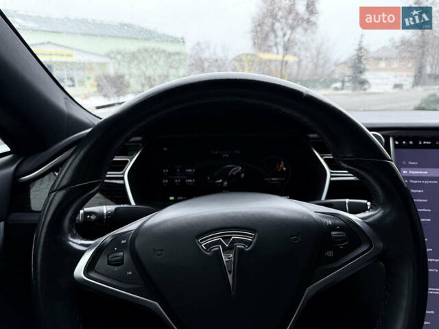 Черный Тесла Модель С, объемом двигателя 0 л и пробегом 292 тыс. км за 16000 $, фото 79 на Automoto.ua