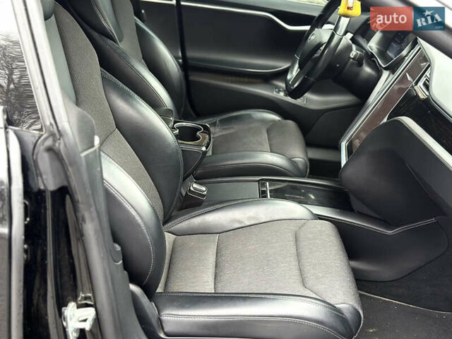 Черный Тесла Модель С, объемом двигателя 0 л и пробегом 107 тыс. км за 25999 $, фото 28 на Automoto.ua