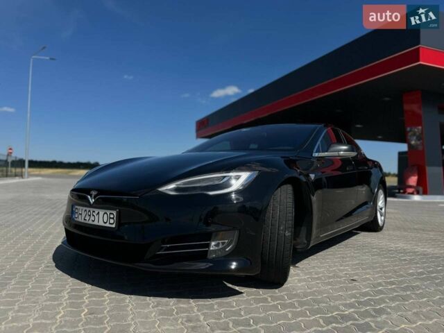 Черный Тесла Модель С, объемом двигателя 0 л и пробегом 161 тыс. км за 16200 $, фото 2 на Automoto.ua