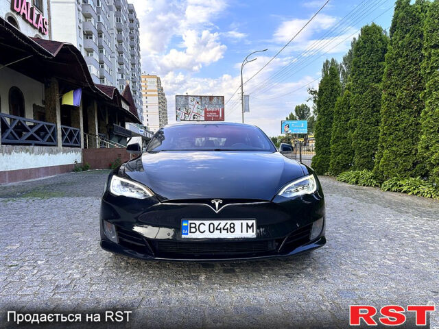 Черный Тесла Модель С, объемом двигателя 0 л и пробегом 150 тыс. км за 15700 $, фото 3 на Automoto.ua