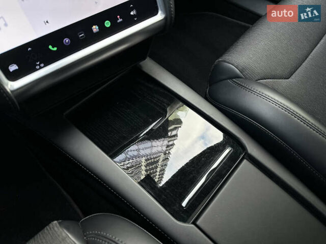 Черный Тесла Модель С, объемом двигателя 0 л и пробегом 170 тыс. км за 20900 $, фото 36 на Automoto.ua