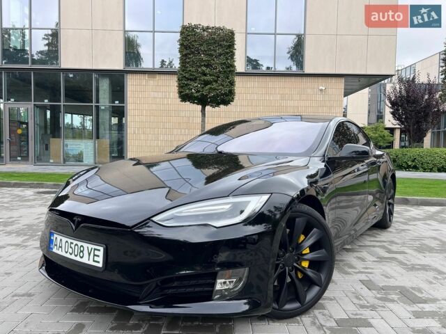 Черный Тесла Модель С, объемом двигателя 0 л и пробегом 82 тыс. км за 21800 $, фото 7 на Automoto.ua
