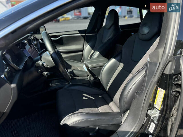 Черный Тесла Модель С, объемом двигателя 0 л и пробегом 165 тыс. км за 21500 $, фото 9 на Automoto.ua