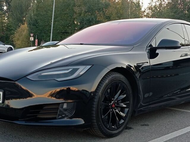 Черный Тесла Модель С, объемом двигателя 0 л и пробегом 142 тыс. км за 18700 $, фото 16 на Automoto.ua